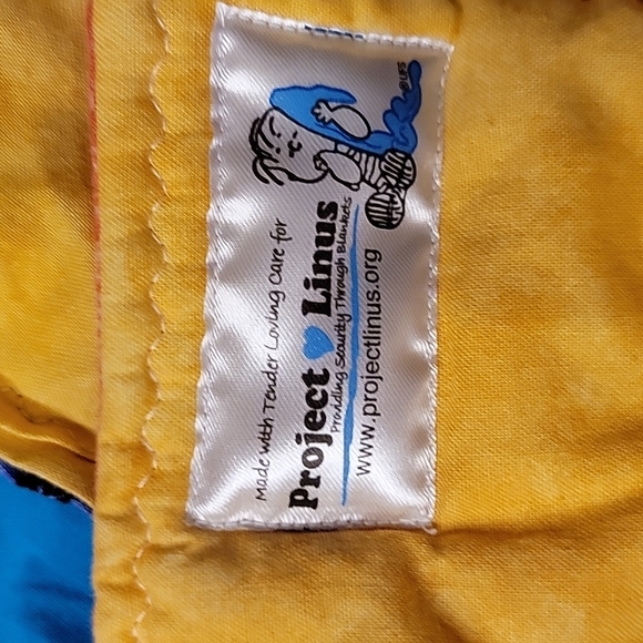 36"x38" Darling Patchwork Handmade Quilt Linus Project - Picture 6 of 6